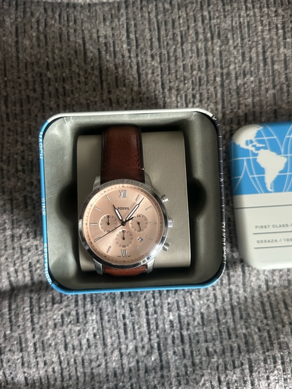 NEW - Fossil Men’s Watch & Tin Gift Box